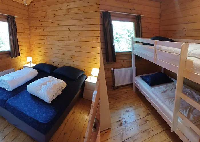 Knus Houten Op Groot En Perceel Op De Veluwe Epe