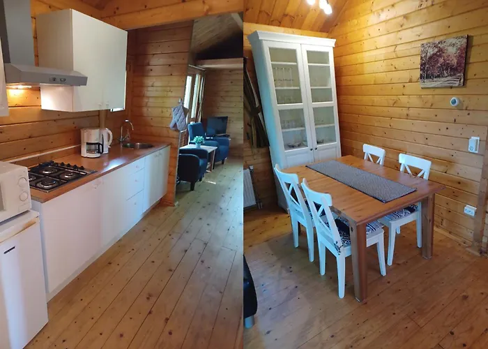 Knus Houten Op Groot En Perceel Op De Veluwe